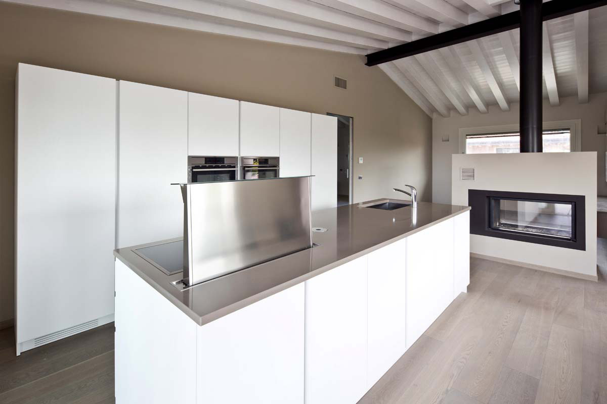 Parquet chiaro gray in cucina - Parquet chiarissimo - Hausfloor Brescia Bergamo Milano