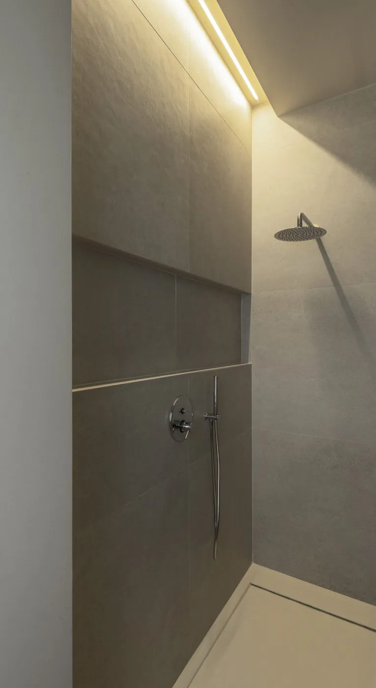 Gres grandi formati effetto pietra - Hausfloor