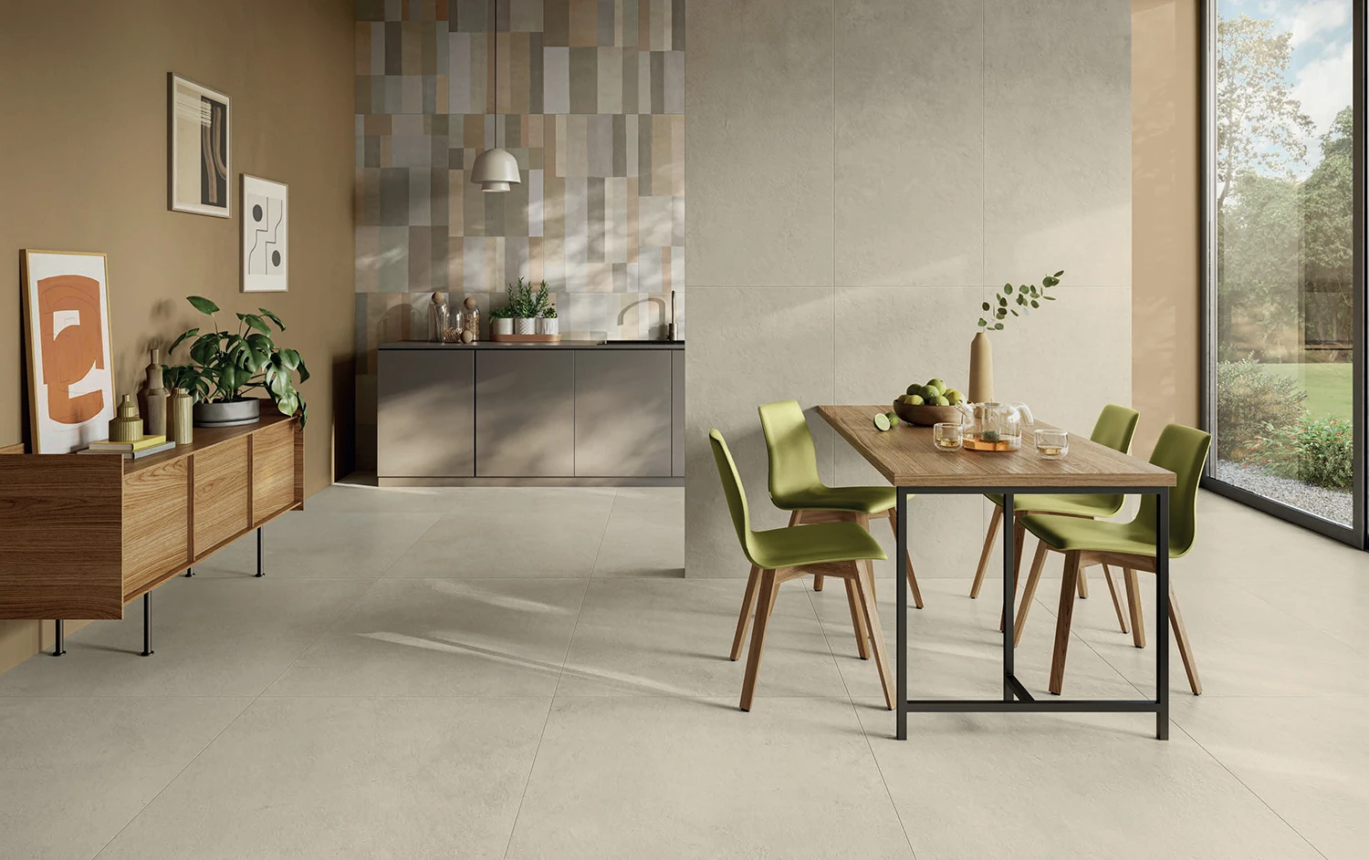 Parete rivestita in gres porcellanato in un ambiente living, showroom Hausfloor Brescia