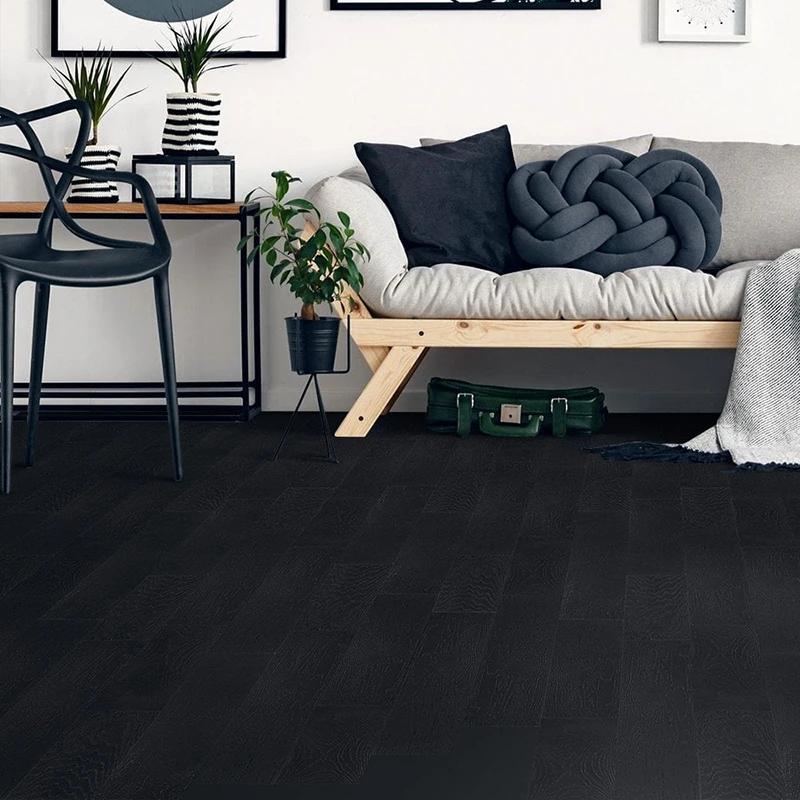 Parquet nero con tavole grande formato - Hausfloor