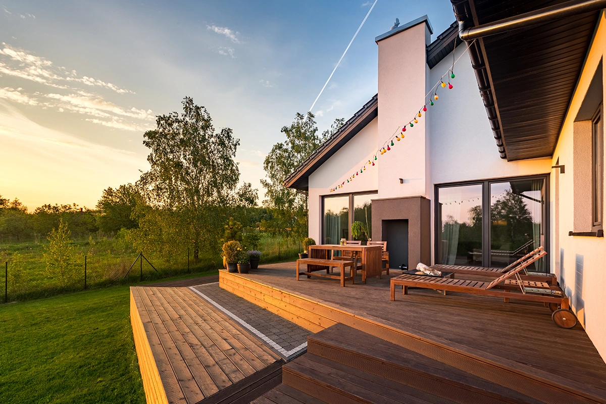 Parquet per esterni: il legno di Teak - Hausfloor