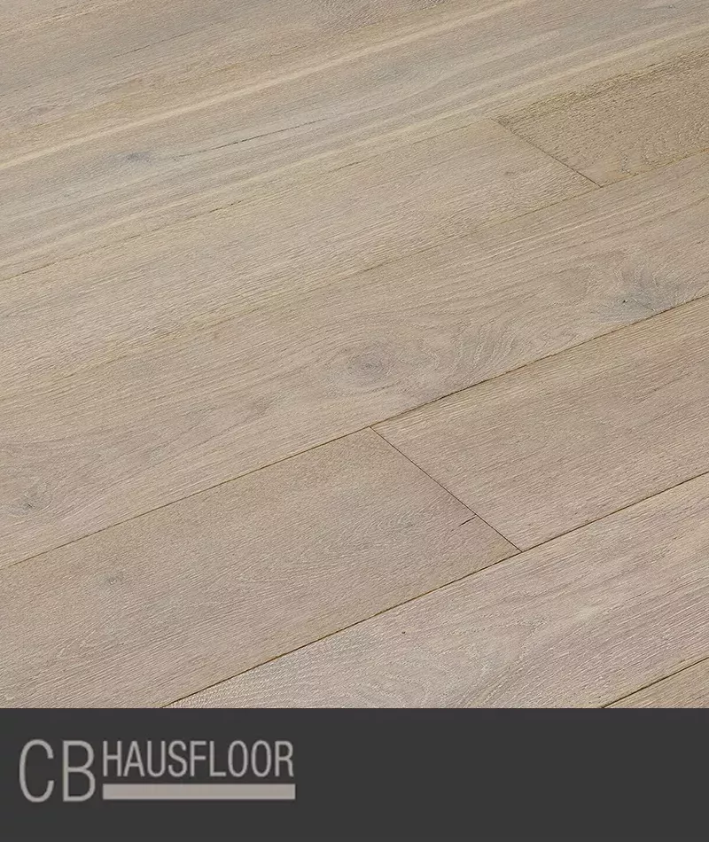 Parquet rovere chiaro senza nodi bisellato - Parquet Rovere Hausfloor Brescia Bergamo Milano