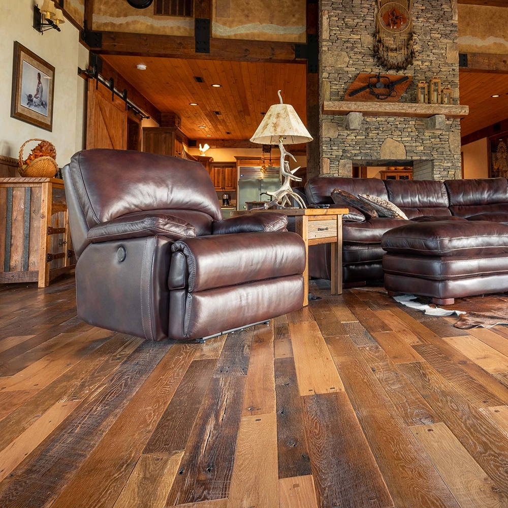 Parquet rustico in noce - Hausfloor