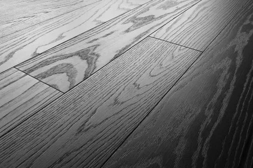 Parquet spazzolato scuro - Hausfloor Brescia Bergamo Milano