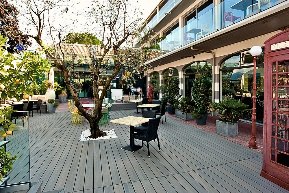 Pavimenti per esterni - Pavimentazioni in Parquet create su misura per te - Hausfloor brescia bergamo milano