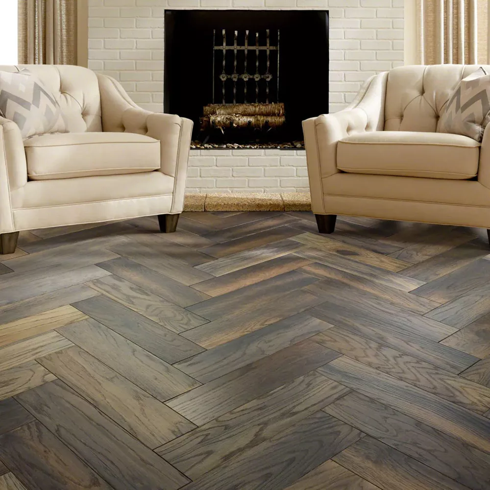 Salotto e zona living con Parquet Antico - Hausfloor