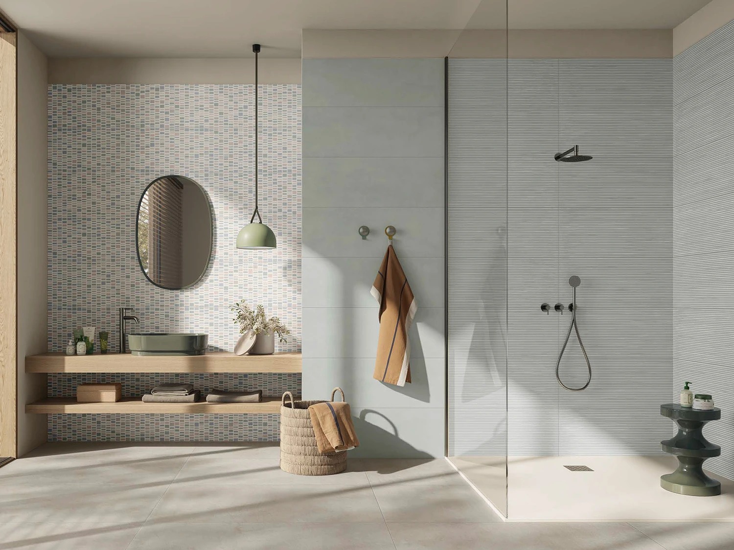 Rivestimento in gres porcellanato effetto marmo con decori e finiture, Hausfloor Brescia