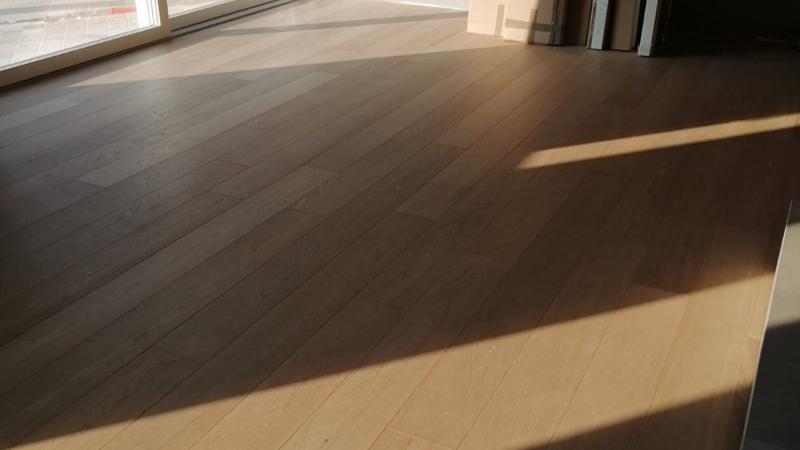 Pavimenti e rivestimenti in rovere naturale - Hausfloor parquet Brescia Bergamo Milano