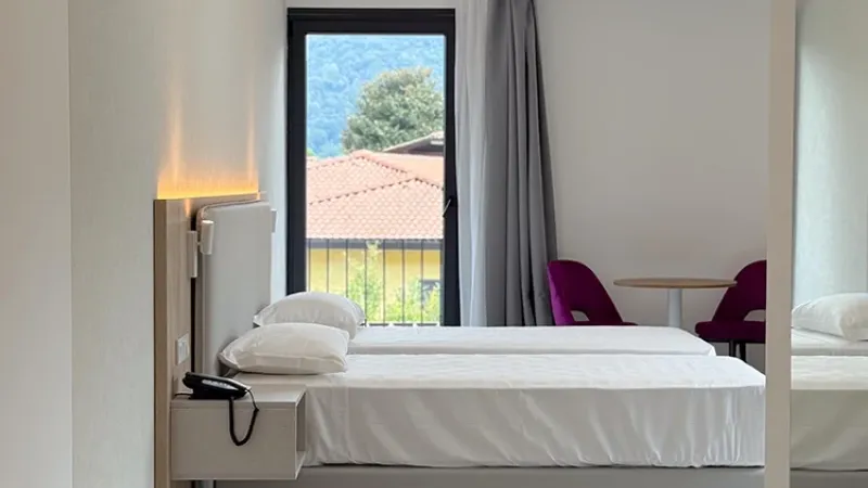 Pavimento in parquet nella camera da letto - Lake and More Suite Hotel - Pavimenti e rivestimenti