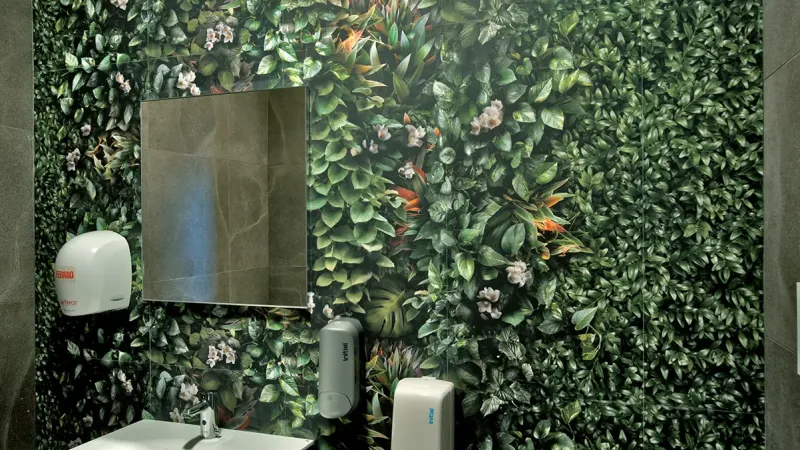 Ristorante L'Approdo - Muro bagno - HausFloor