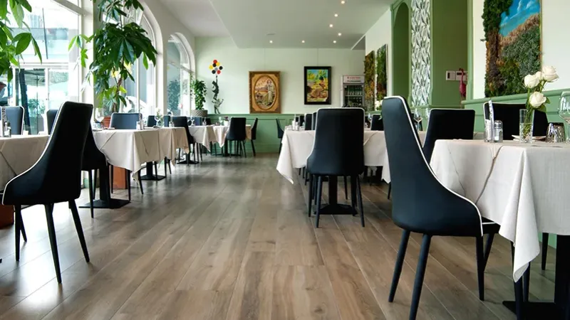 Ristorante L'Approdo - Fondo locale - HausFloor